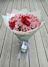 Букет цветов из:  Альстромерии в Егерухай