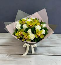 Букет цветов из:  Орхидеи и Розы в Егерухай