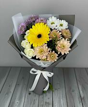 Букет цветов из:  Розы, Герберы и Хризантемы в Егерухай