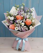 Букет цветов из:  Лизиантусы, Розы, Альстромерии и Гипсофила #REPLACE_PRED# Егерухай