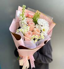 Букет цветов из:  Хризантемы и Розы в Егерухай