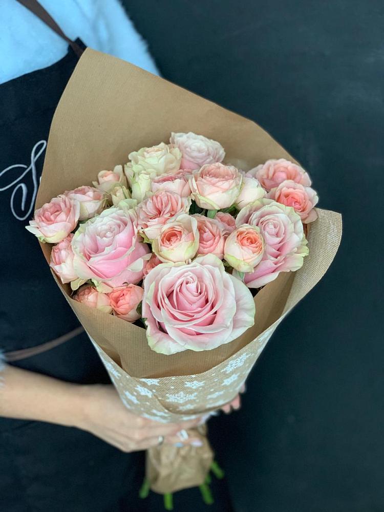 Букет цветов из: Хризантемы и Розы в Егерухай