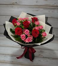 Букет цветов из:  Розы в Егерухай