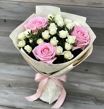 Букет цветов из:  Розы в Егерухай