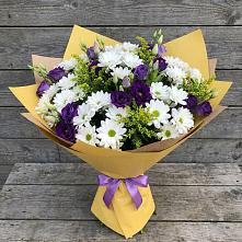 Букет цветов из:  Ирисы, Хризантемы и Ромашки в Егерухай