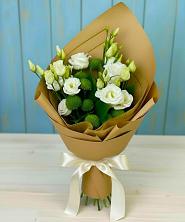 Букет цветов из:  Хризантемы и Лизиантусы в Егерухай