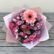 Букет цветов из:  Розы, Герберы и Хризантемы в Егерухай
