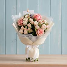 Букет цветов из:  Розы в Егерухай